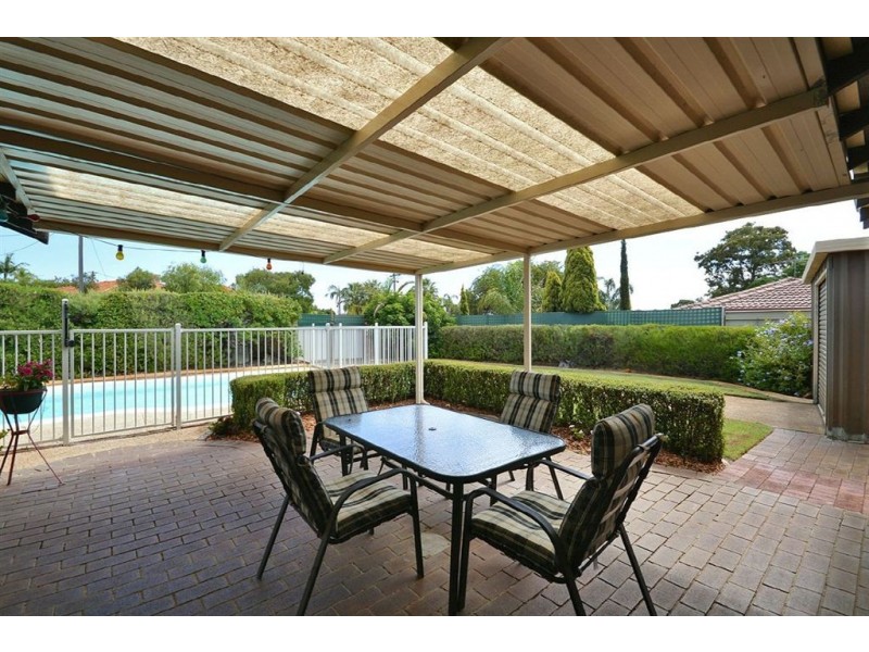 6 Downer Way, Bull Creek WA 6149