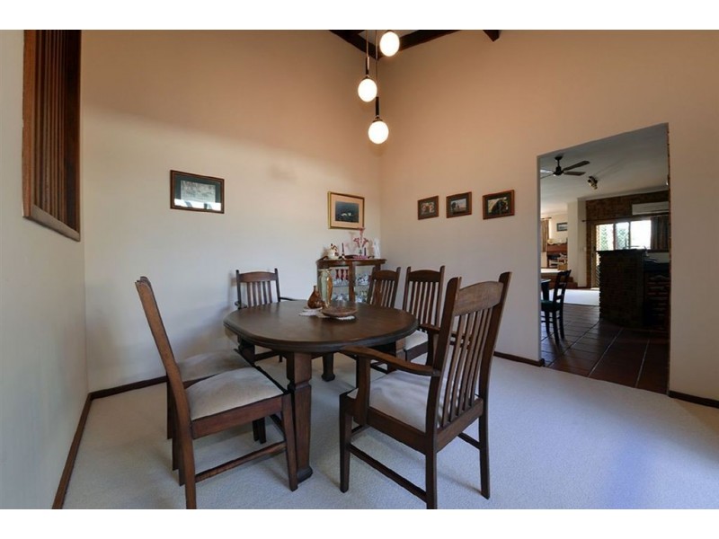 33 Masefield Avenue, North Lake WA 6163