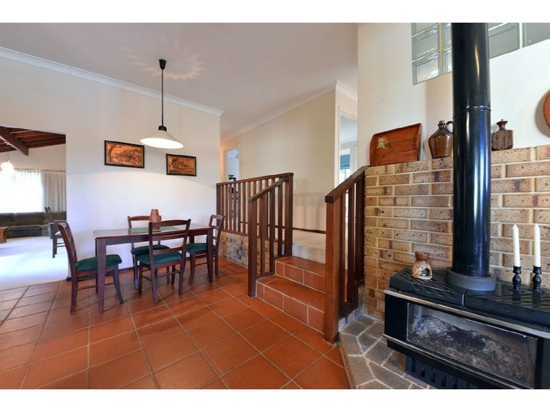 33 Masefield Avenue, North Lake WA 6163