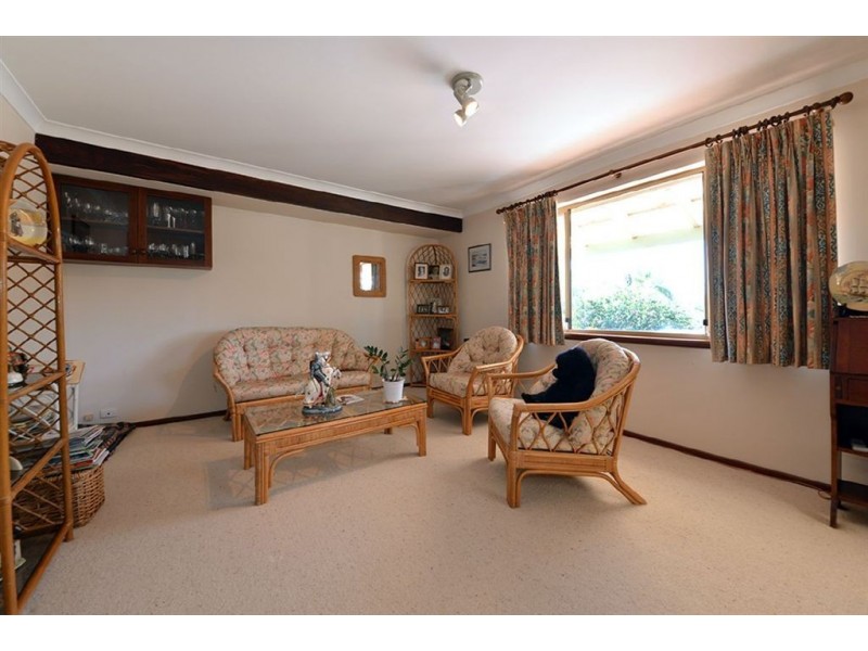 33 Masefield Avenue, North Lake WA 6163