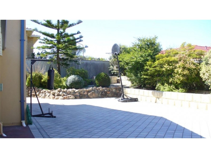 20 Sellars Way, Bull Creek WA 6149