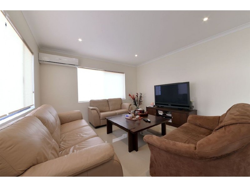 5 Zodiac Loop, Atwell WA 6164