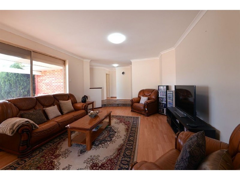 6 Monterey Crescent, Warnbro WA 6169