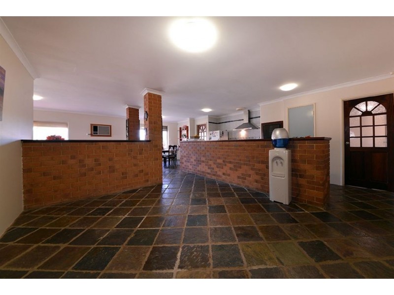 6 Monterey Crescent, Warnbro WA 6169