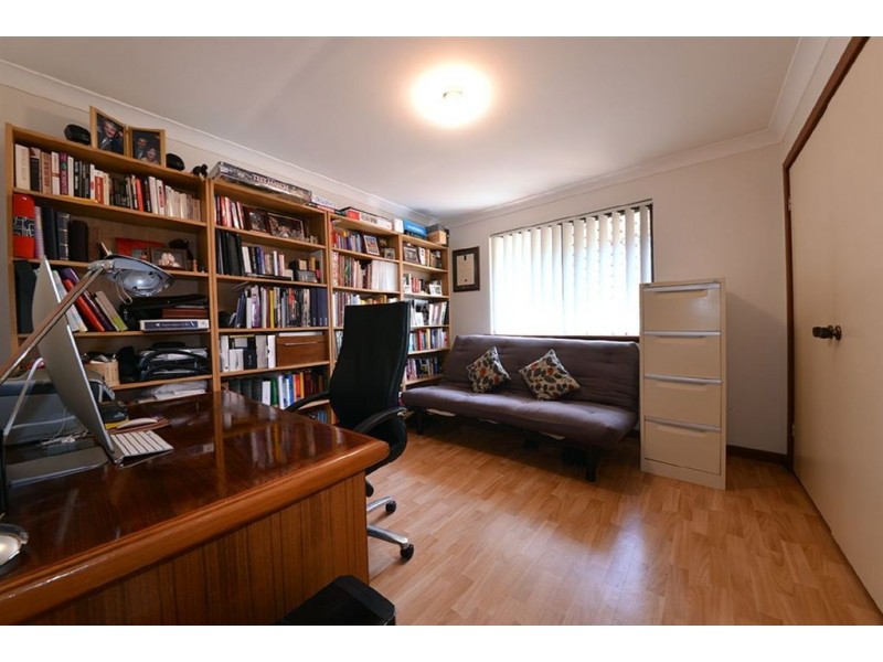 33 Whittaker Crescent, Bull Creek WA 6149