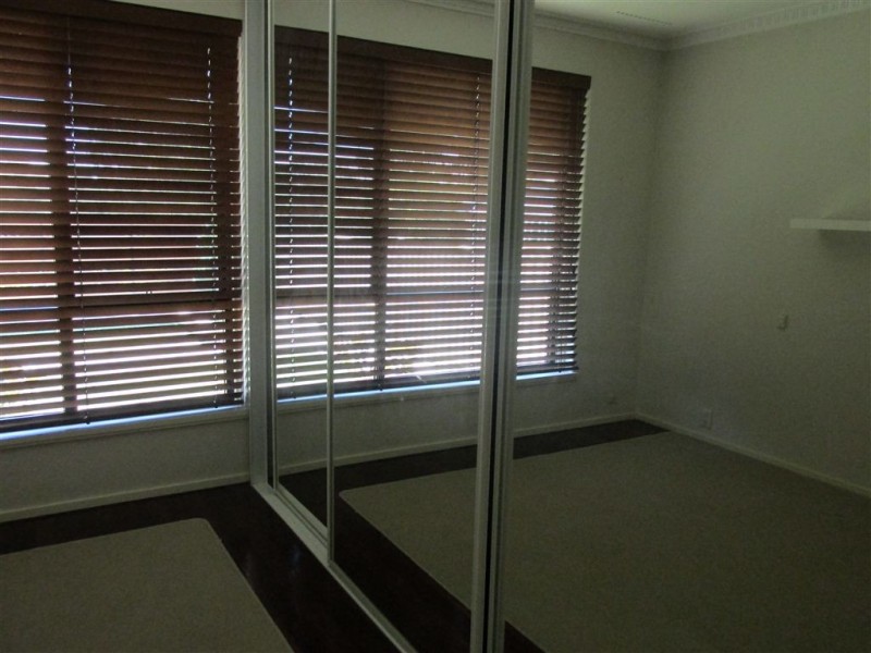 30 Moolyeen Road, Mount Pleasant WA 6153