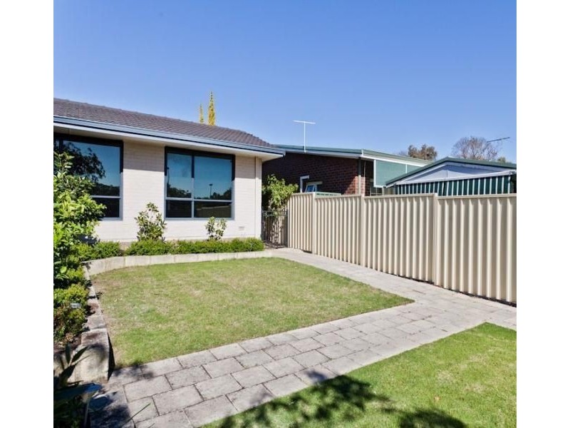 30 Moolyeen Road, Mount Pleasant WA 6153