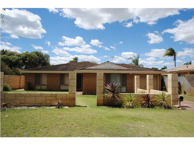 17 Nicholson Loop, Bateman WA 6150