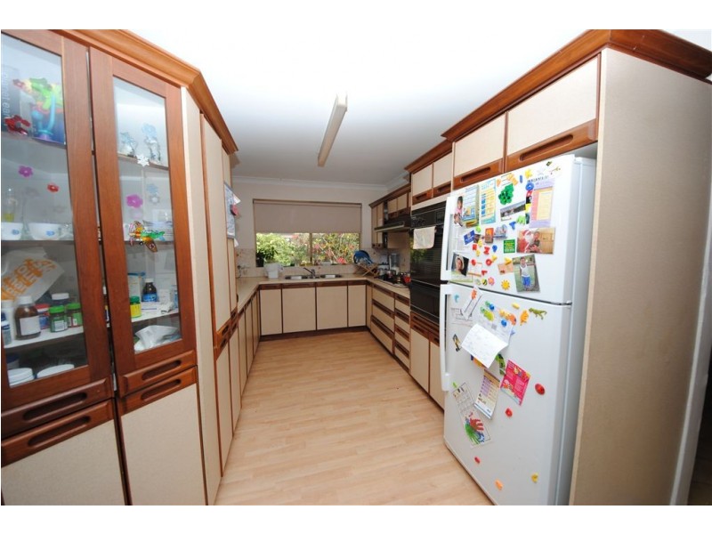 11 Broadhurst Crescent, Bateman WA 6150