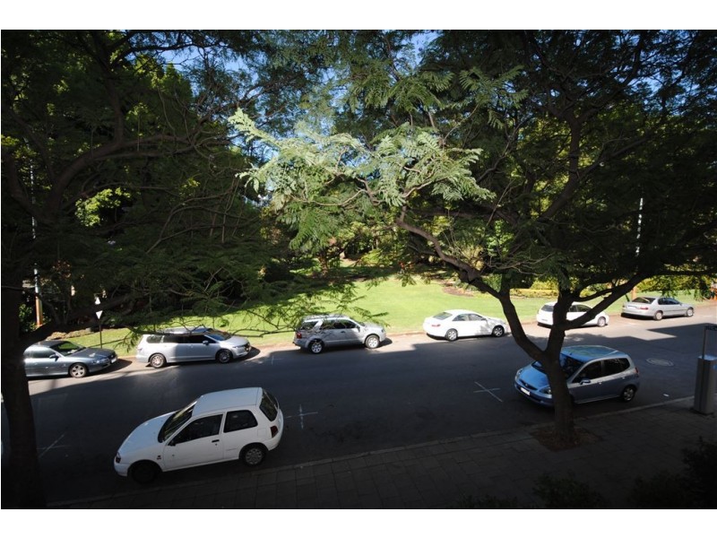 19/4 Delhi Street, West Perth WA 6005