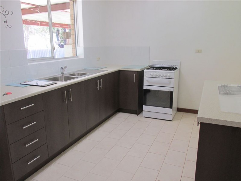 1 McCormack Street, Armadale WA 6112