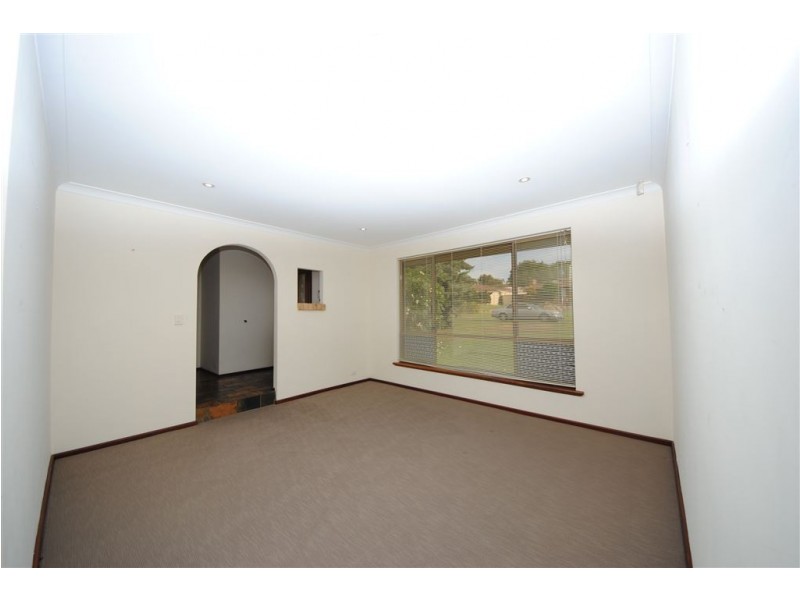 13 Cardinal Crescent, Leeming WA 6149