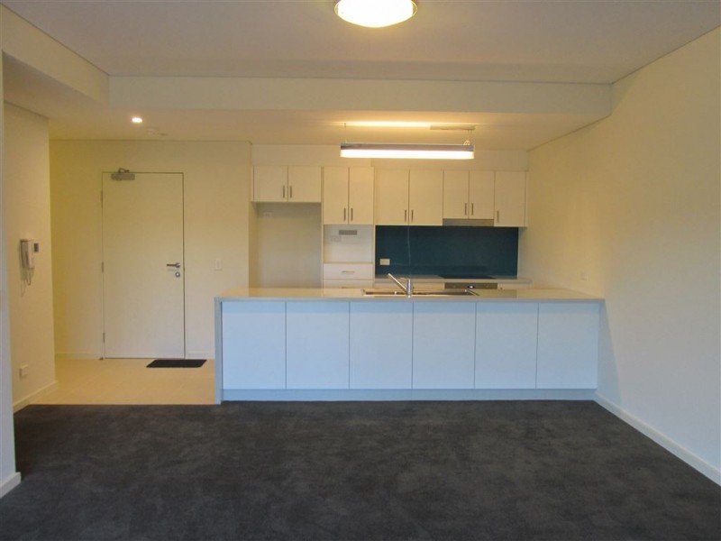 81/16 Midgegooroo Avenue, Cockburn Central WA 6164