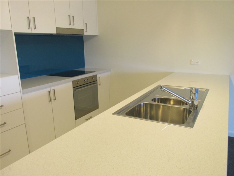 81/16 Midgegooroo Avenue, Cockburn Central WA 6164