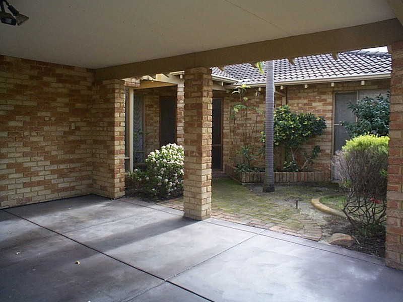 39 Cotton Crescent, Bull Creek WA 6149