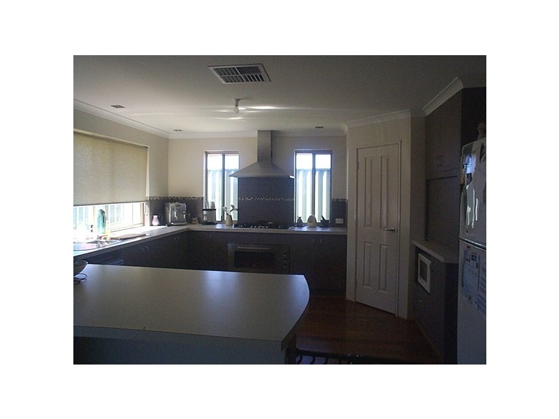 73 Cape Le Grand Ave, Aubin Grove WA 6164