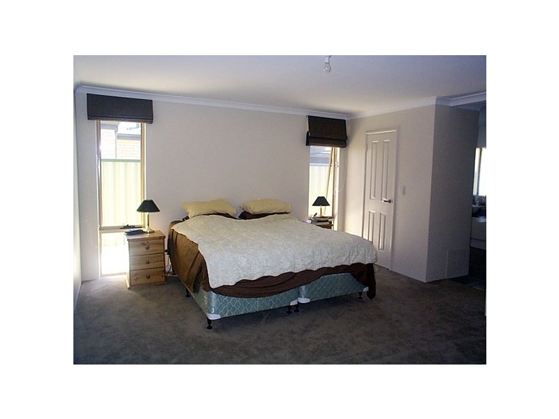 73 Cape Le Grand Ave, Aubin Grove WA 6164