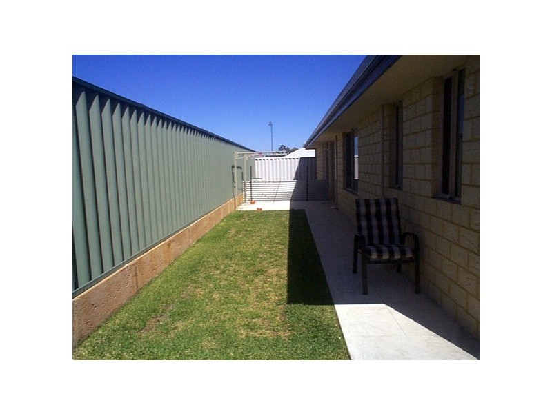 73 Cape Le Grand Ave, Aubin Grove WA 6164