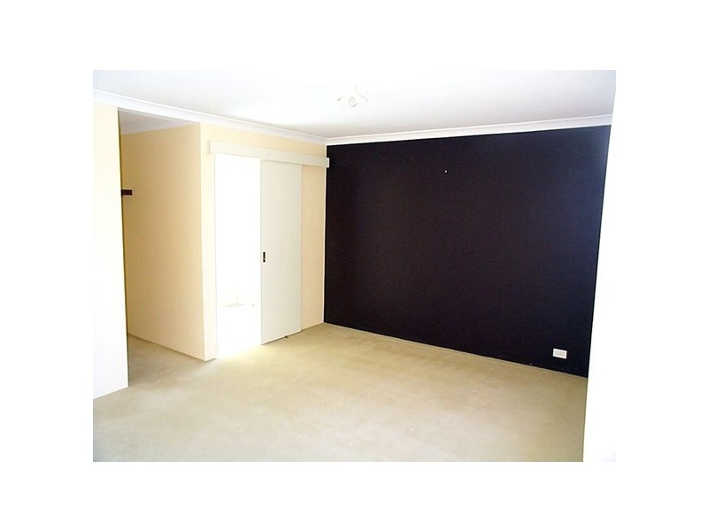 15 Champion Drive, Bertram WA 6167