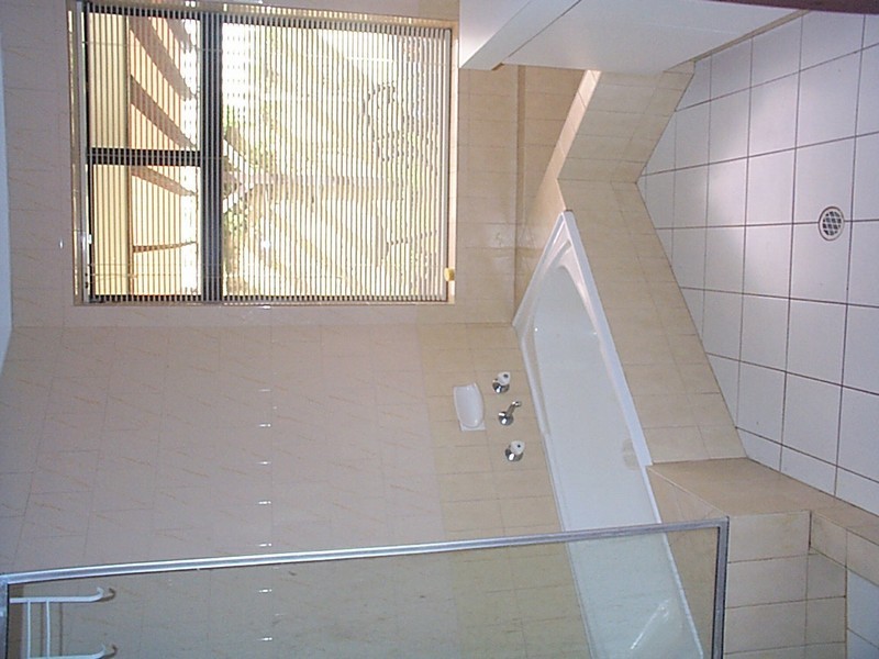 18 Le Souef Drive, Kardinya WA 6163