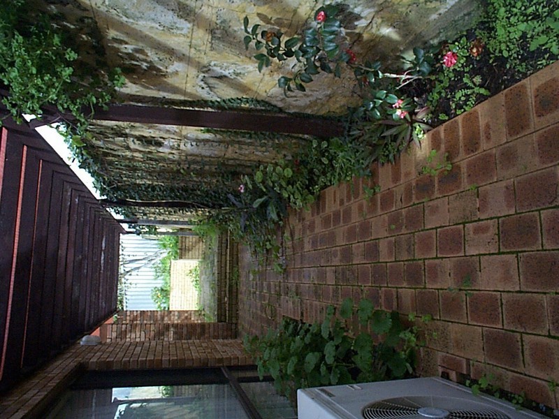 18 Le Souef Drive, Kardinya WA 6163