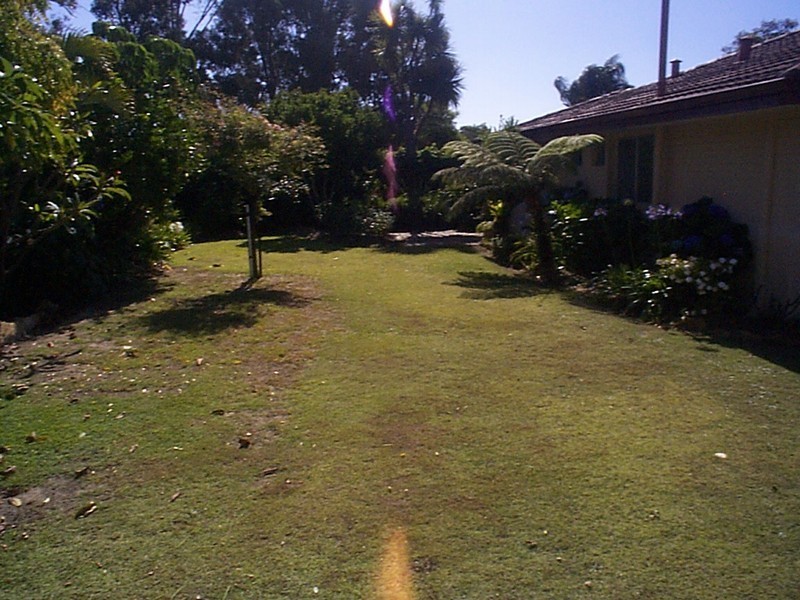 2 Nicholls Crescent, Bull Creek WA 6149