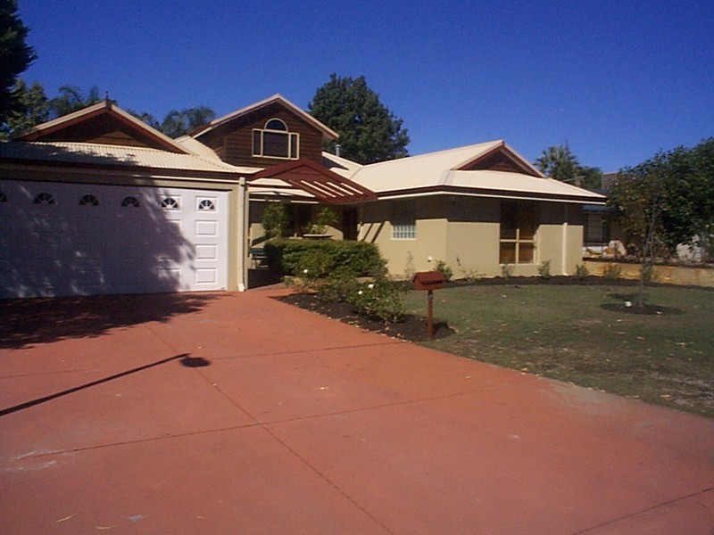 6 Nolt Court, Leeming WA 6149