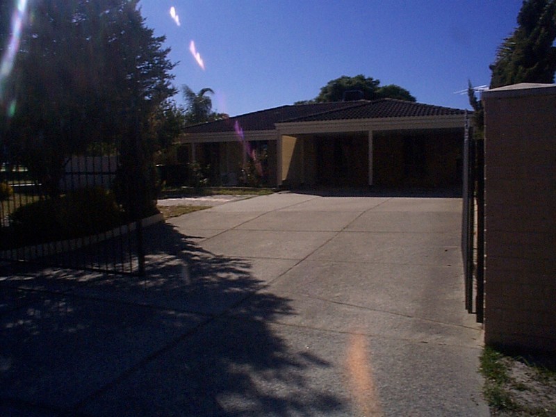 18 Hawke Pass, Bateman WA 6150