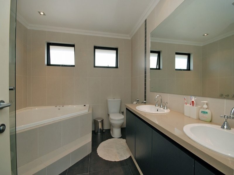 34 Sinagra Way, Yangebup WA 6164