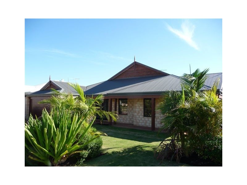 10 Chorus Circle, Atwell WA 6164