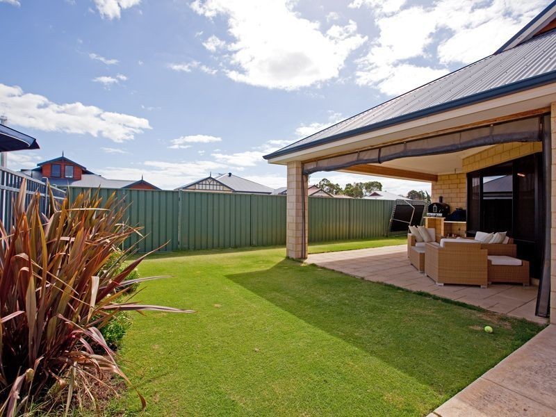 10 Kanji Loop, Atwell WA 6164