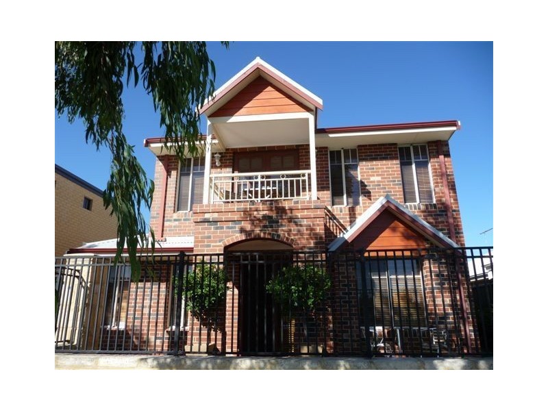 25 Paperbark Lane, Atwell WA 6164