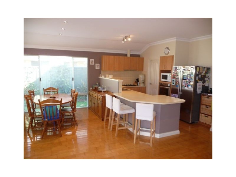 25 Paperbark Lane, Atwell WA 6164