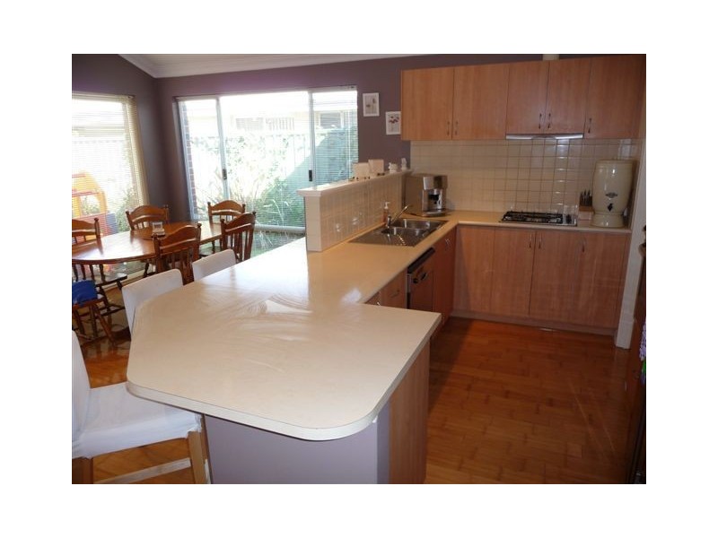 25 Paperbark Lane, Atwell WA 6164