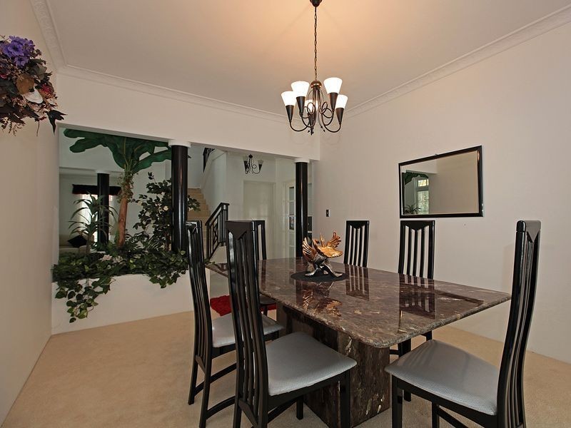 120 Glen Iris Drive, Jandakot WA 6164