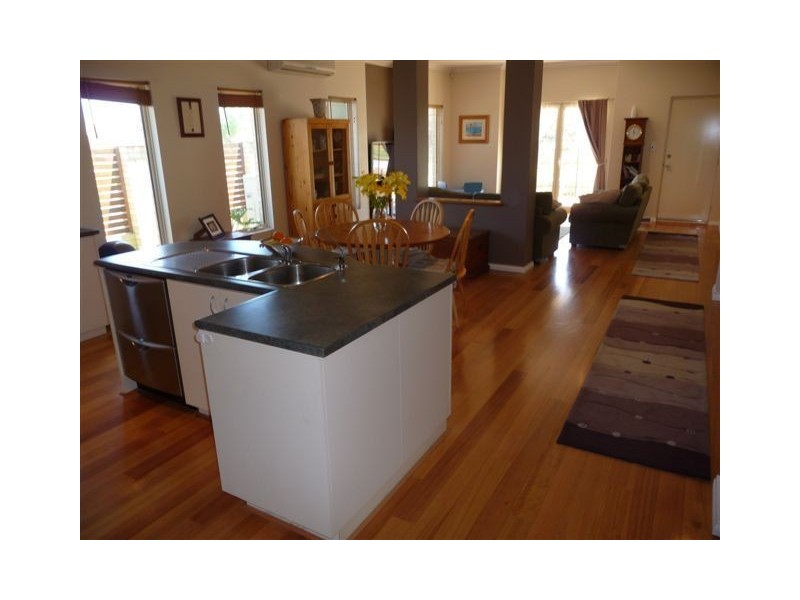 27 Harmony Avenue, Atwell WA 6164