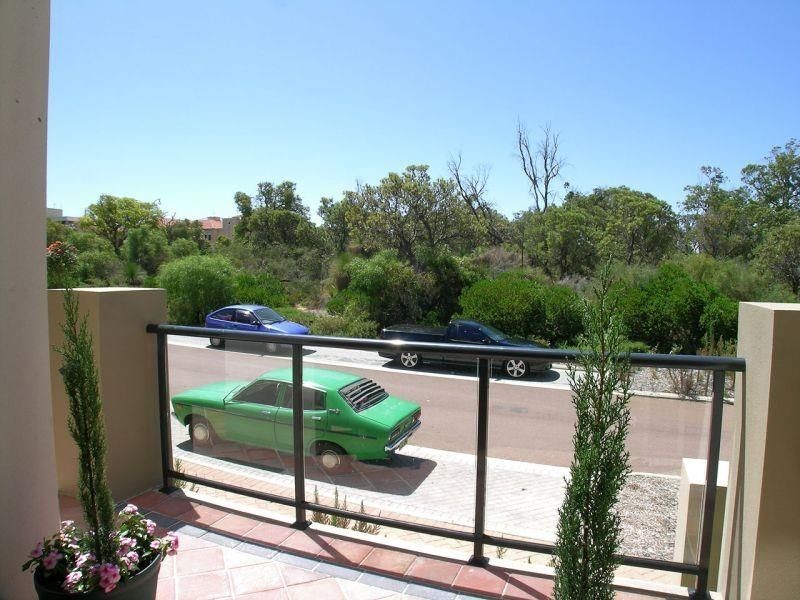15/6 Waterbird Turn, Joondalup WA 6027