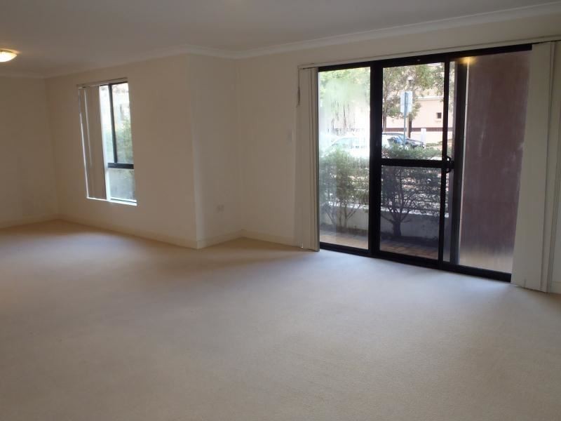 5/174 Lakeside Drive, Joondalup WA 6027