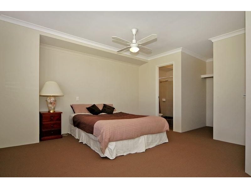 15 DUNSFOLD STREET, Butler WA 6036