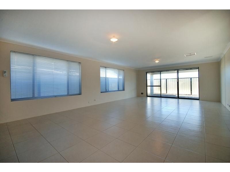 22 Palladio Pass, Clarkson WA 6030