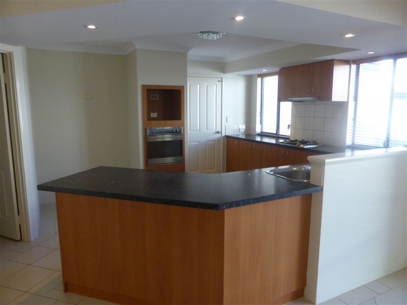 43 COLWYN LOOP, Tapping WA 6065