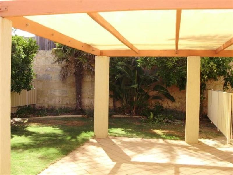 33 PADDINGTON AVENUE, CURRAMBINE, Currambine WA 6028