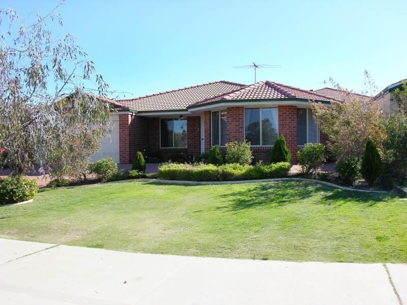 142 CALEDONIA AVE, Currambine WA 6028