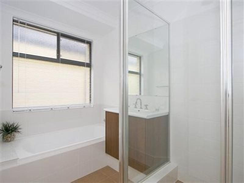 25 LANTERN WAY, Clarkson WA 6030