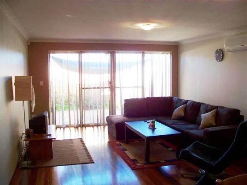 9/5 YARRA COURT, Carramar WA 6031