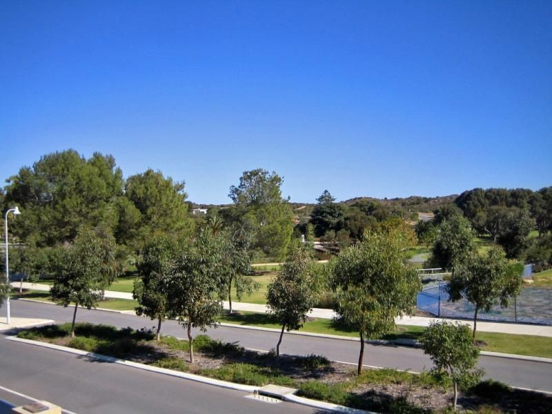 10 BEACHSIDE PARADE, YANCHEP, Yanchep WA 6035