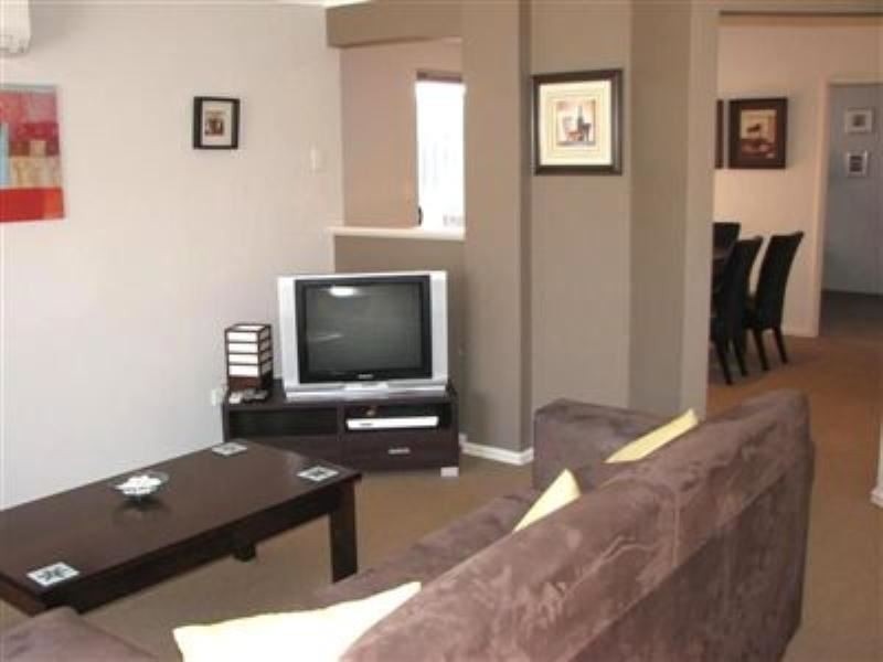 4/9 Camden Glade, Mindarie WA 6030