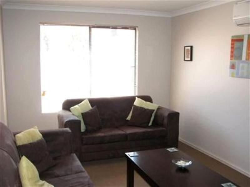 4/9 Camden Glade, Mindarie WA 6030