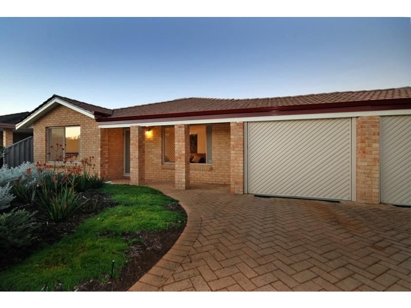10 Highlander Place, Currambine WA 6028