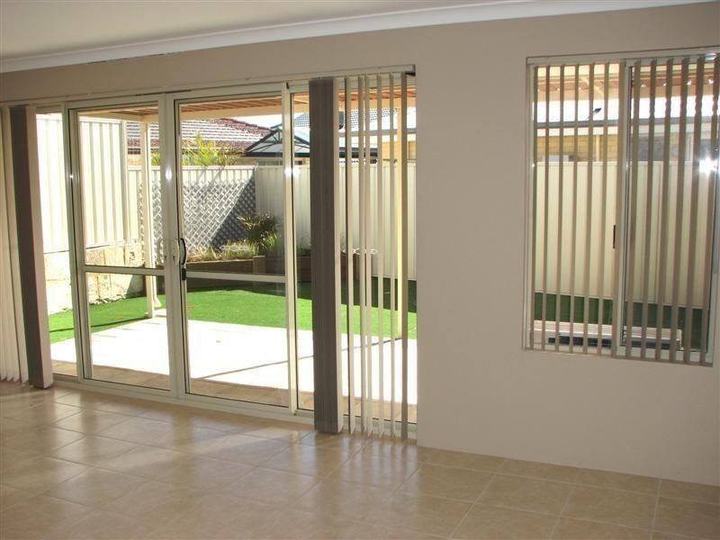 50 LITCHFIELD CRESCENT, Carramar WA 6031